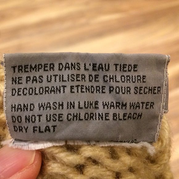 Chunky knit golden tan turtleneck - Picture 6 of 8